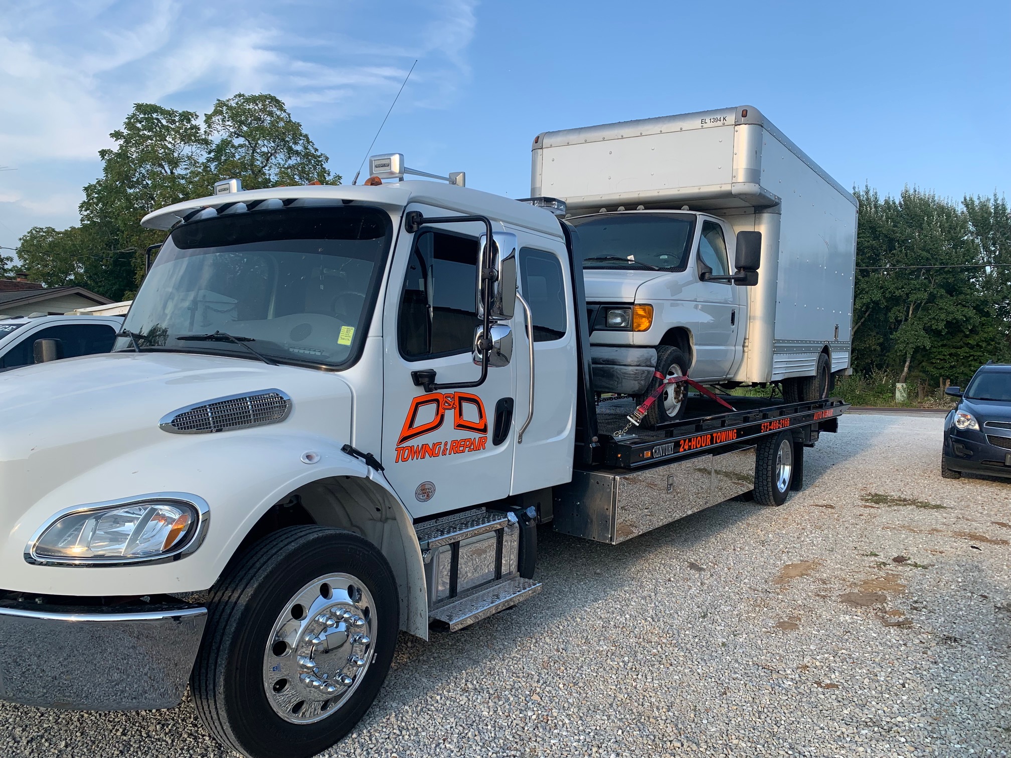 Flatbed towing for unique situations
